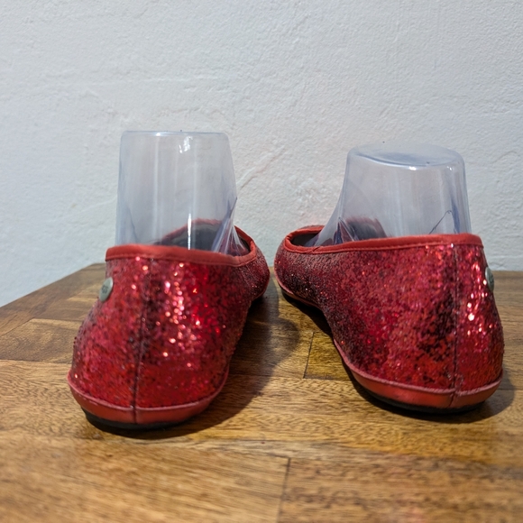 UGG red sparkle flats size 9.5 - Picture 7 of 9